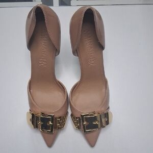 Chic Tan Heels with Gold Accent